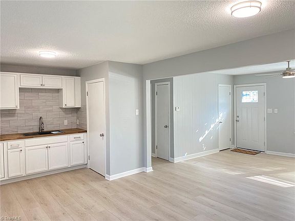 4th image of 268 Young Rd