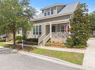 13040 Holly Springs Ave, Biloxi, MS 39532