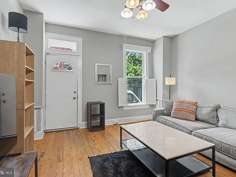 14 Poultney St — Photo 5