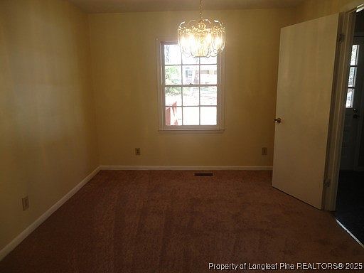 5th image of 3425 Bennett Dr