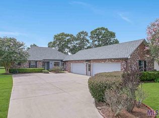 6112 Riverine Dr, Baton Rouge, LA 70820