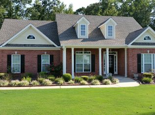 215 Rock Mill Trl, Senoia, GA 30276