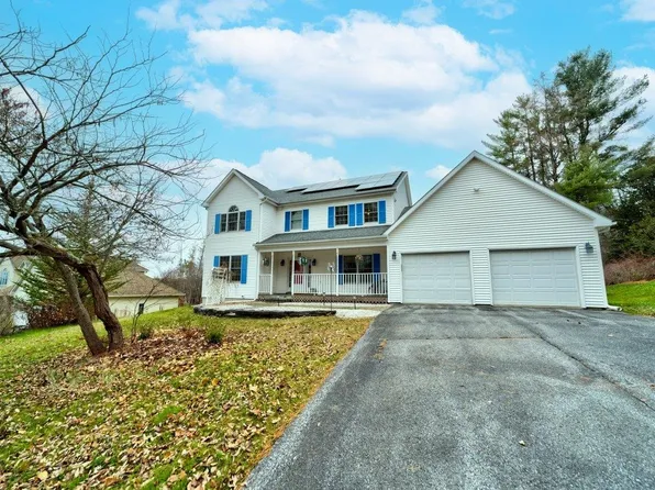16 Cedar Street, Essex, VT 05452