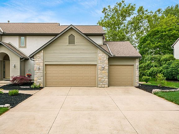 3rd image of 12577 Bentley Dr NW
