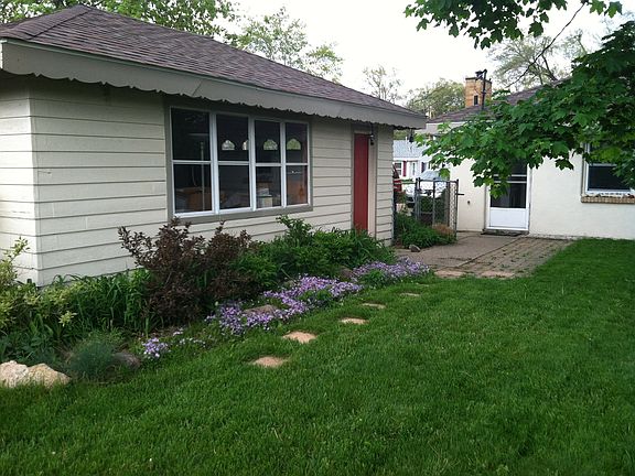 4th image of 4863 Raymond Ave SE