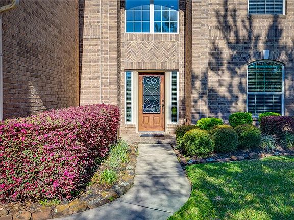 5th image of 17231 Lowell Lake Ln