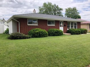 1421 W Barnard Ave, Milwaukee, WI 53221