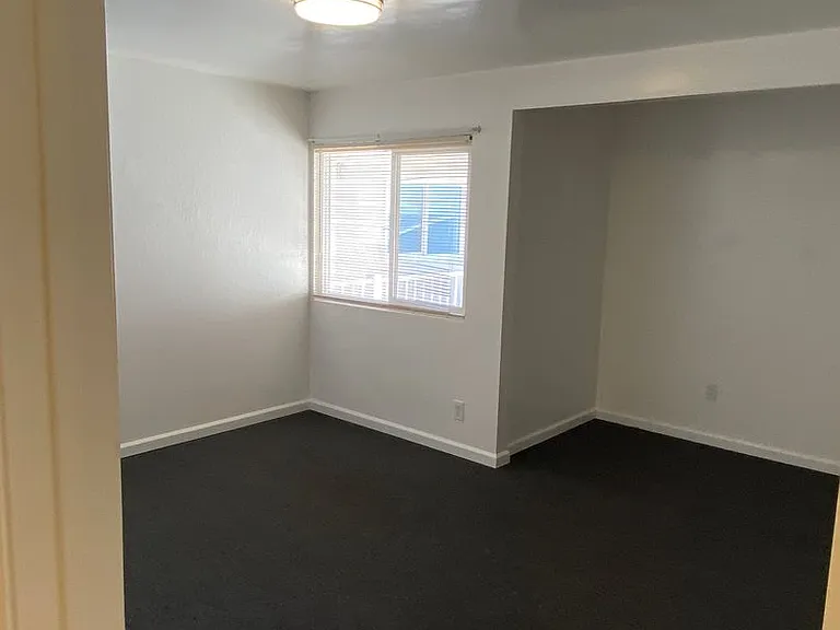 6653 Del Playa Dr — Photo 34