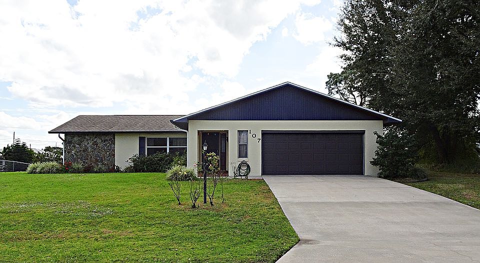 Front of 107 Citrus Rd. NE