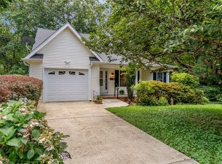 118 Grand Oak Cir, Pendleton, SC 29670