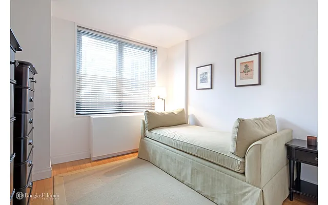 Sold by Douglas Elliman | media 15