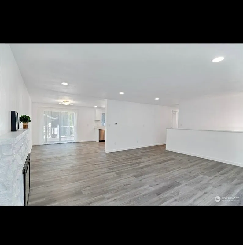 1 bed, 1.0 bath, 100 sqft, $850 — Photo 4