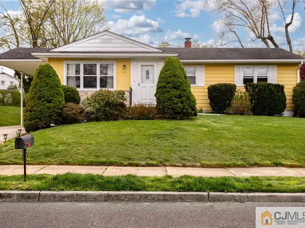 73 Hollynoll Dr, Hamilton, NJ 08619