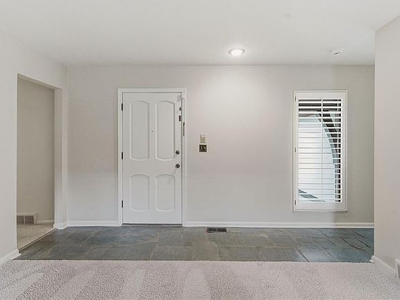 3rd image of 10245 Conser St