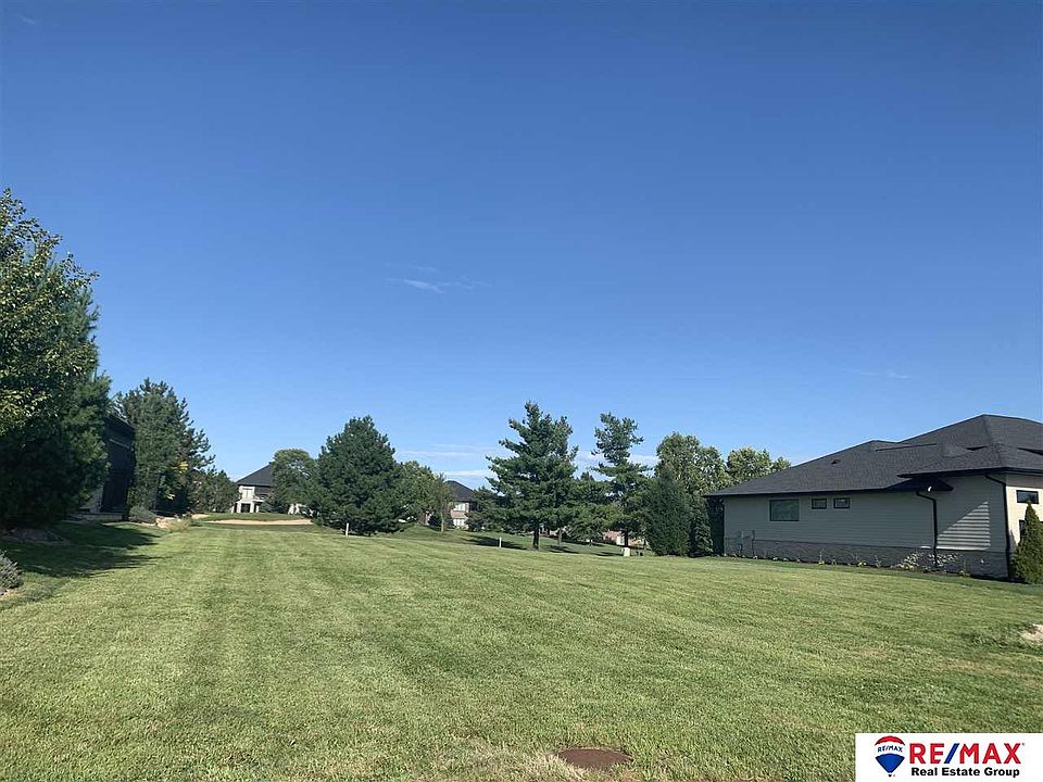 1st image of 9720 Thornwood Cir