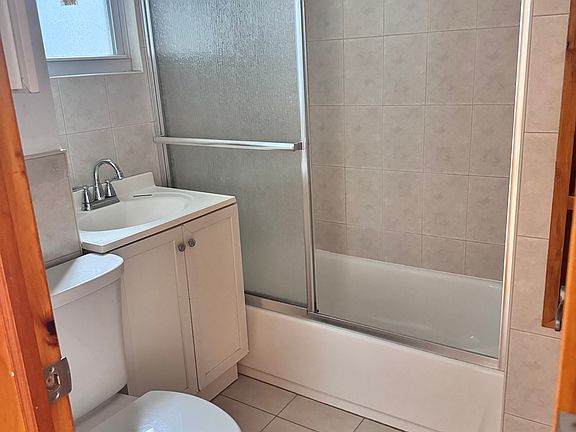 5th image of 11317 Sutphin Blvd #2B