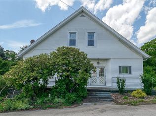 217 County Rd, Slickville, PA 15684