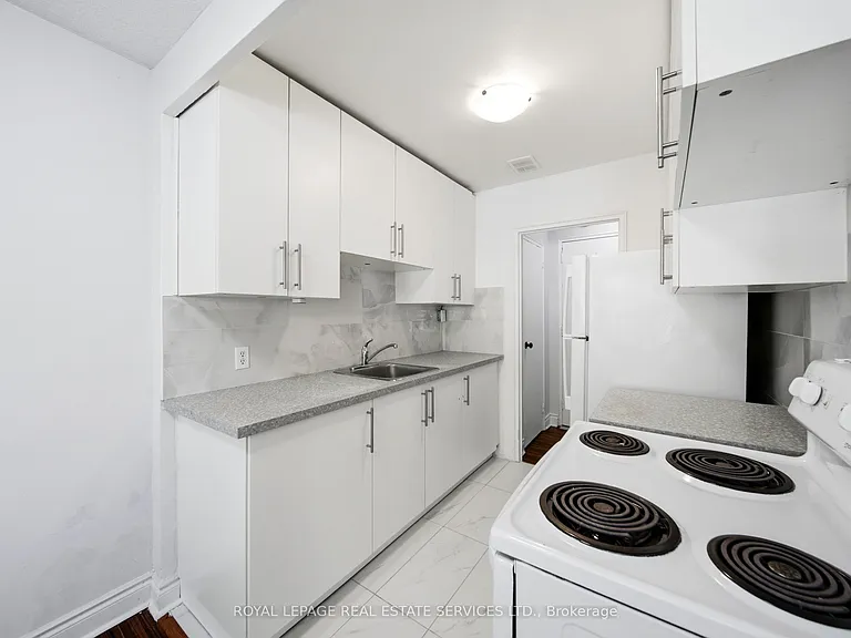 177 Stephen Dr #107 — Photo 12