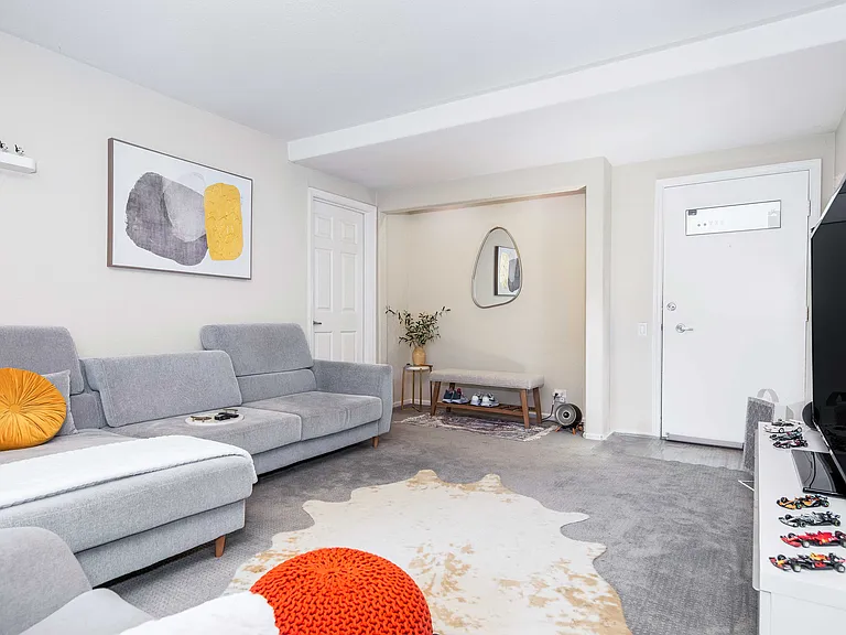 1236 Walker Ave — Photo 3