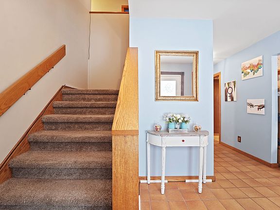 3rd image of 222 Wilson Hill Rd