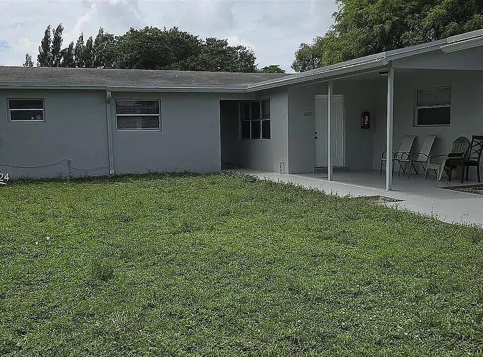 1st image of 2632 NW 18th St #2638