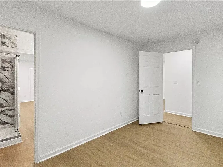 961 Fair St SW — Photo 15