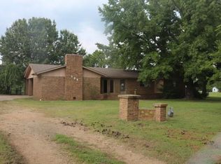 509 W Sequoyah St, Muldrow, OK 74948