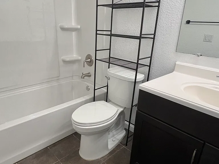 9131 Newhall Dr — Photo 13