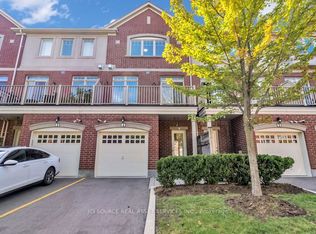 3215 Thomas St #4, Mississauga, ON L5M0M2