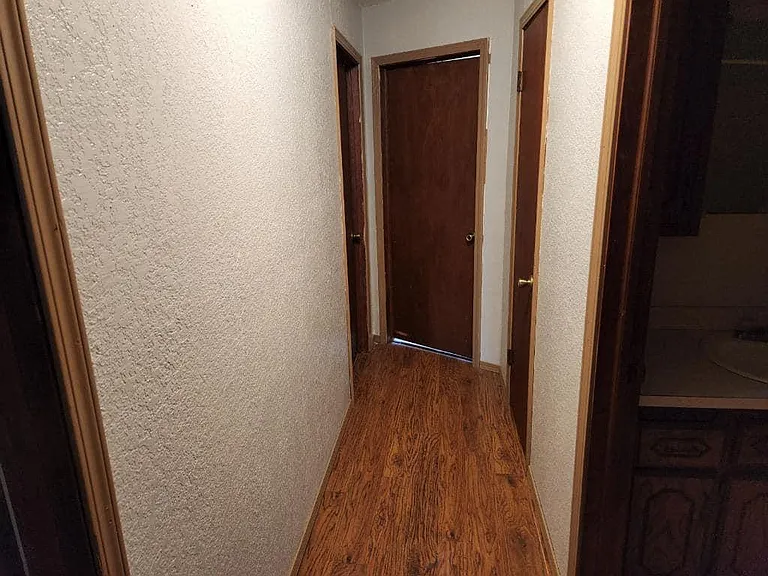894 Fernwood Rd — Photo 5