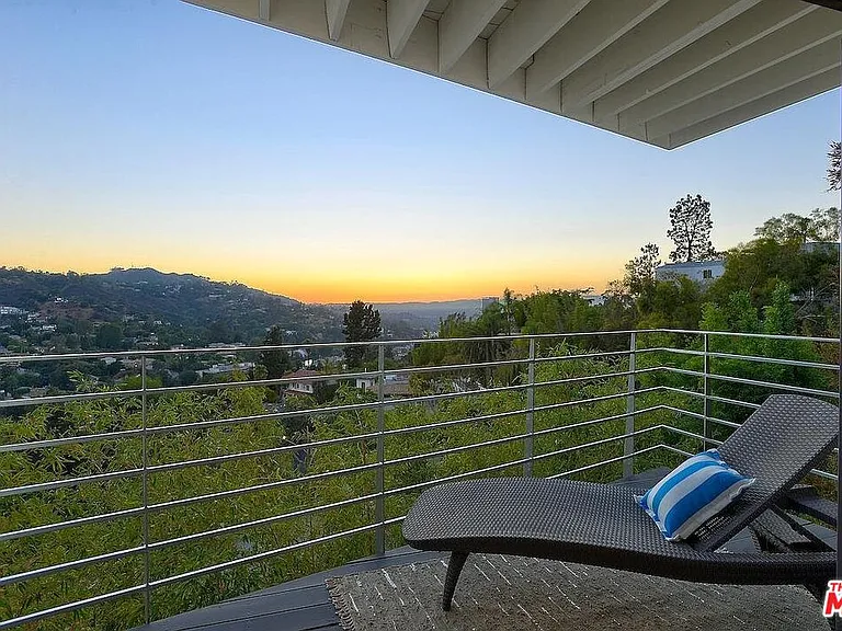 3223 Tareco Dr — Photo 35