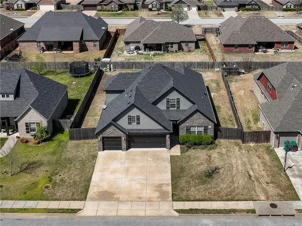 348 Penzo Ave, Springdale, AR 72762