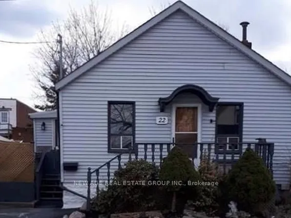 22 Alice St, Hamilton, ON L8H 4R1