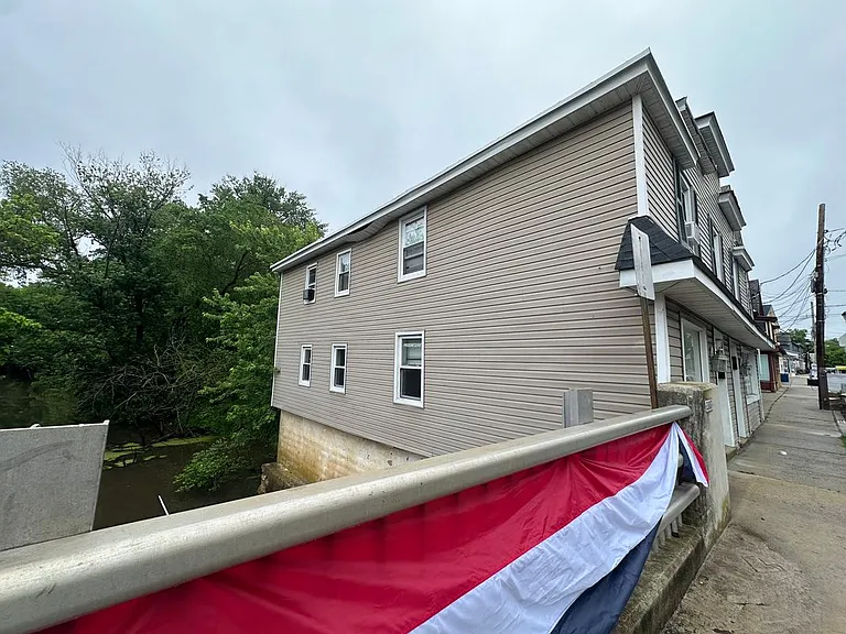 49A N Main St — Photo 37