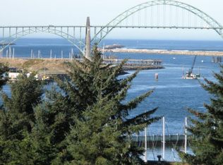 836 SE Crescent Pl, Newport, OR