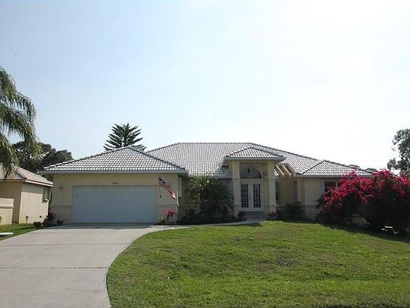 2nd image of 4638 Arlington Dr