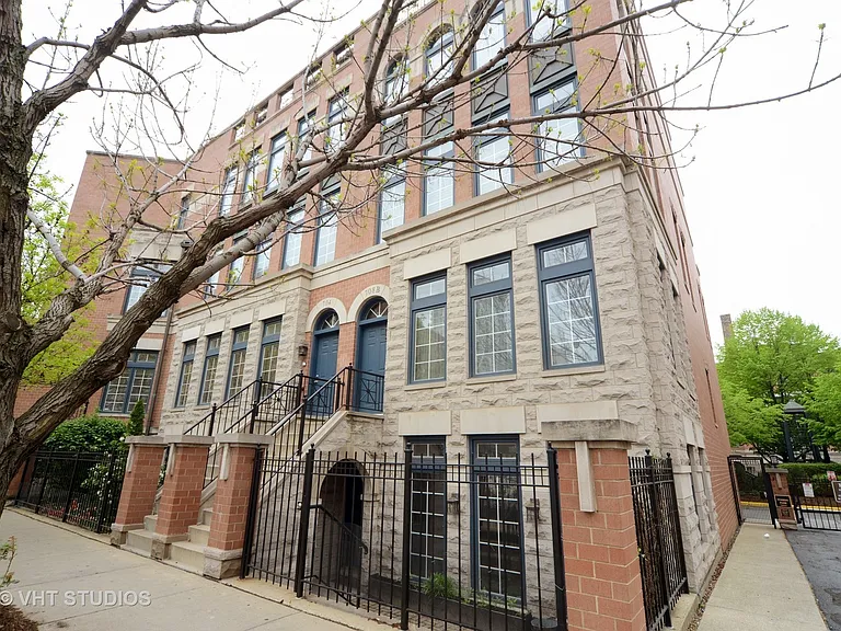 708 N Orleans St #A — Photo 1