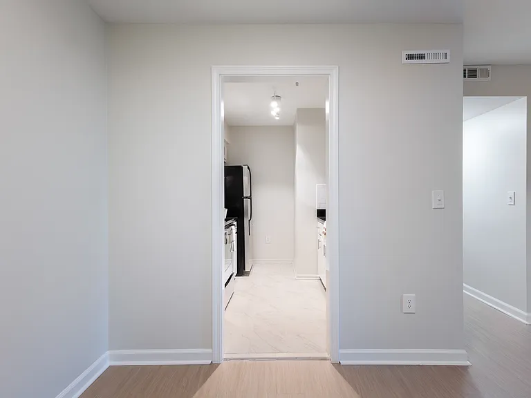 110 Acklen Park Dr #103 — Photo 10