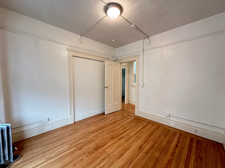 1101 Pine St #400 — Photo 21