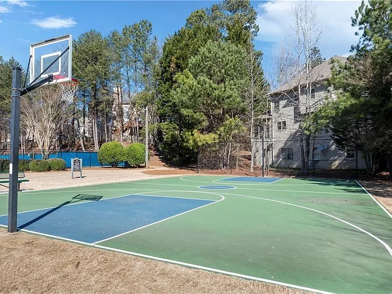 3010 Lakeside Ct — Photo 20