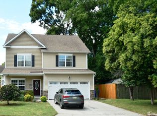 8643 Sturgis Rd, Norfolk, VA 23503