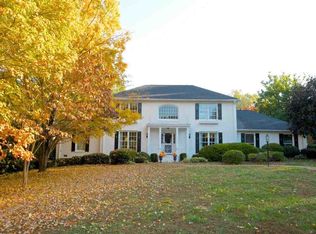 7 Quail Hill Dr, Greenville, SC 29607