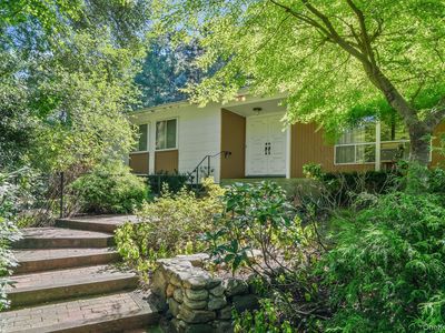 10 McArthur Lane, Smithtown, NY, 11787