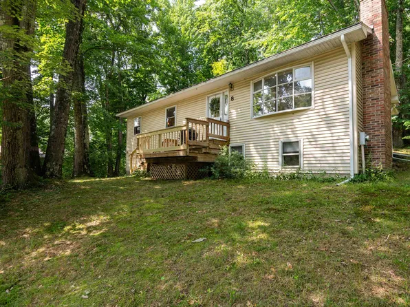 8 Alderbrook Road, Essex, VT 05452