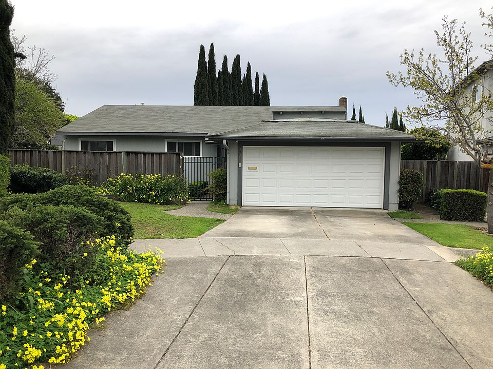 1st image of 3568 Briarbrook Ct