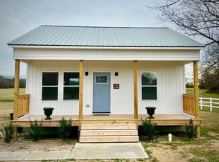 783 State Highway 33 W, Chocowinity, NC 27817