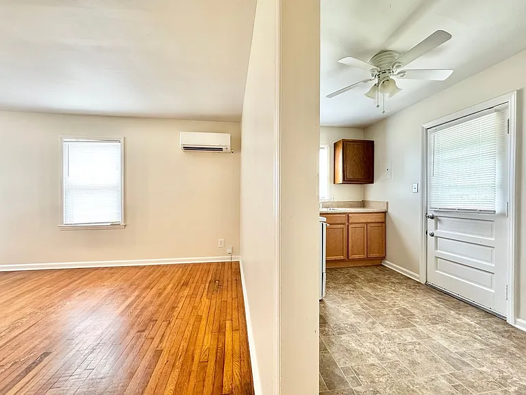 300 Lucerne St — Photo 11