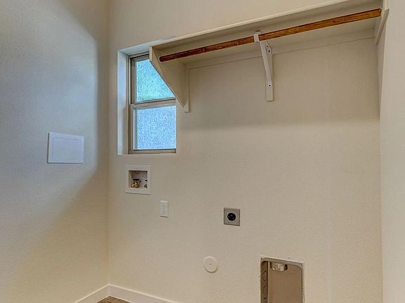 4th image of 3601 Bob Snead Dr