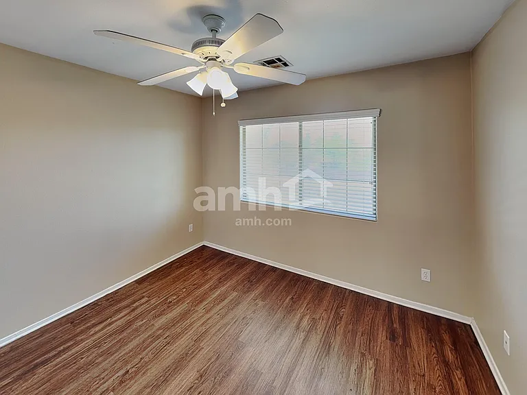 5516 Stelle Amore St — Photo 12