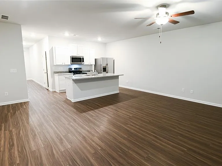 115 Village Green Dr #166 — Photo 12